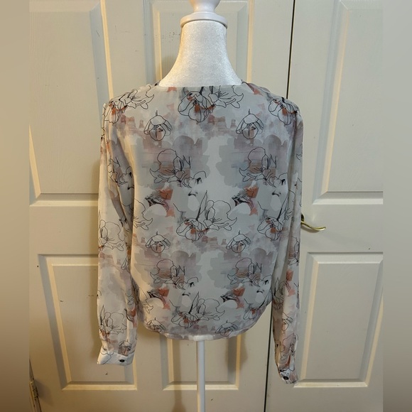 Matison Stone gray and pink blouse for Anthropologie, Small - Picture 4 of 5